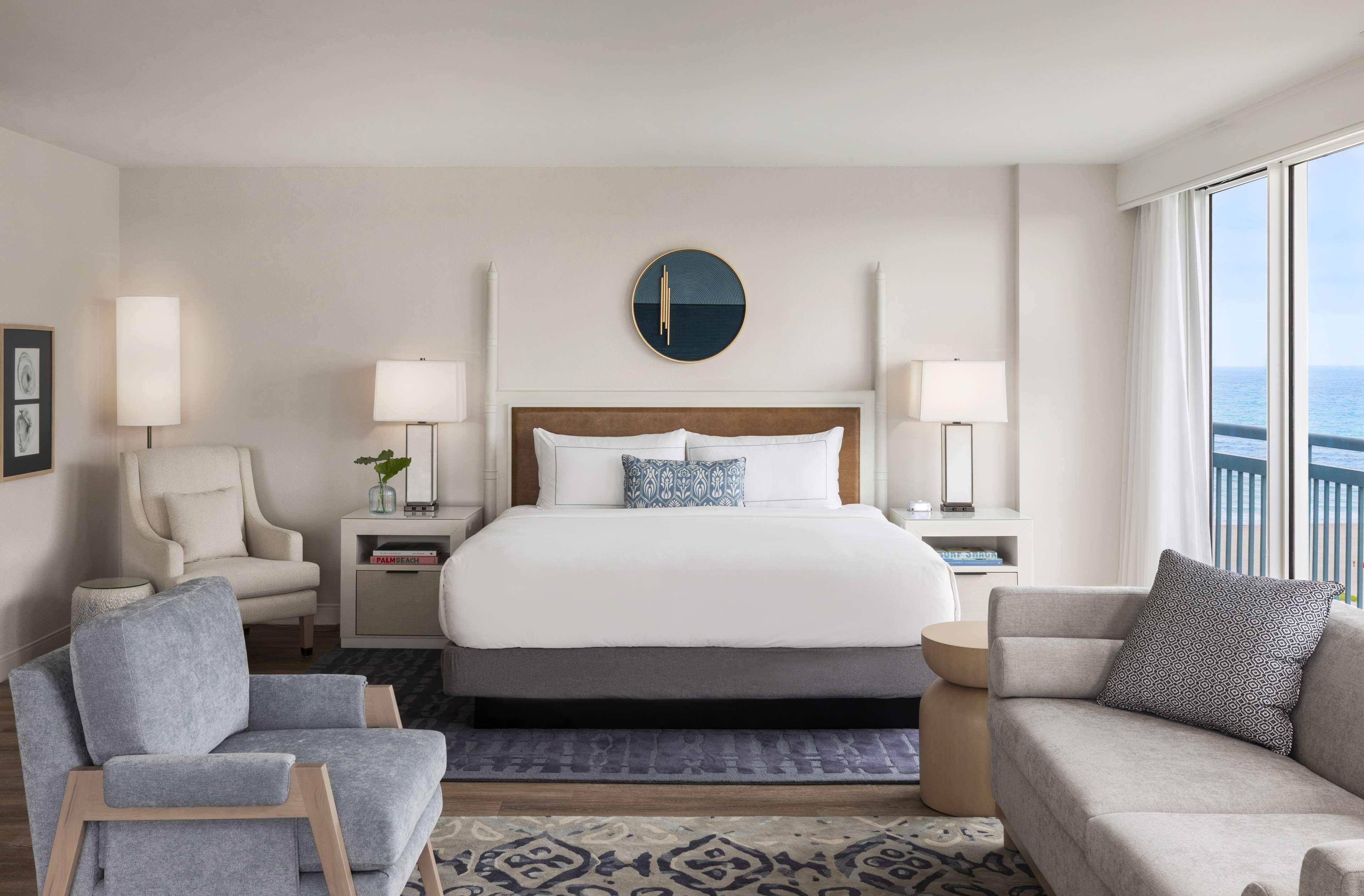 The Singer Oceanfront Resort, Curio Collection By Hilton Riviera Beach Luaran gambar