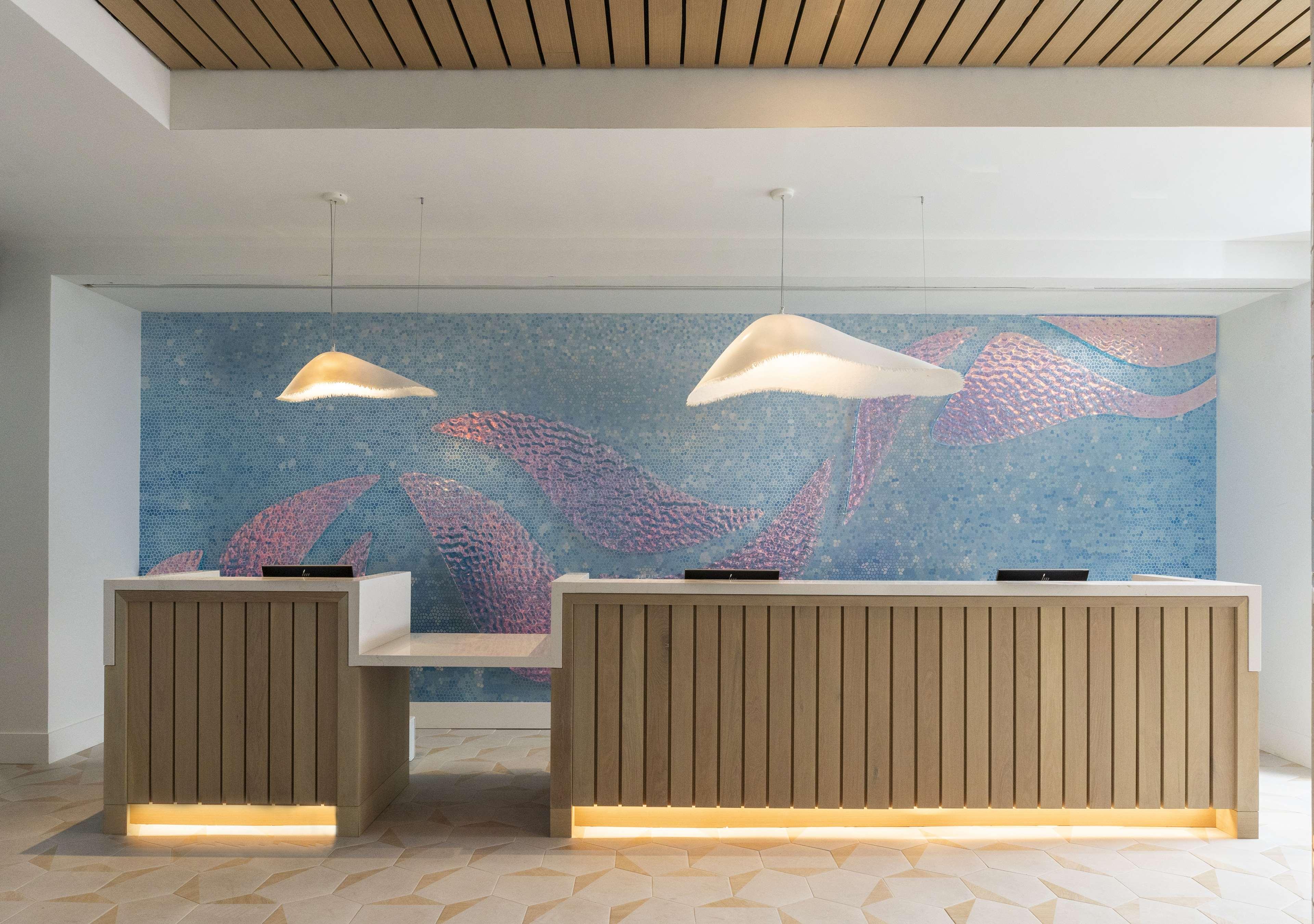 The Singer Oceanfront Resort, Curio Collection By Hilton Riviera Beach Luaran gambar