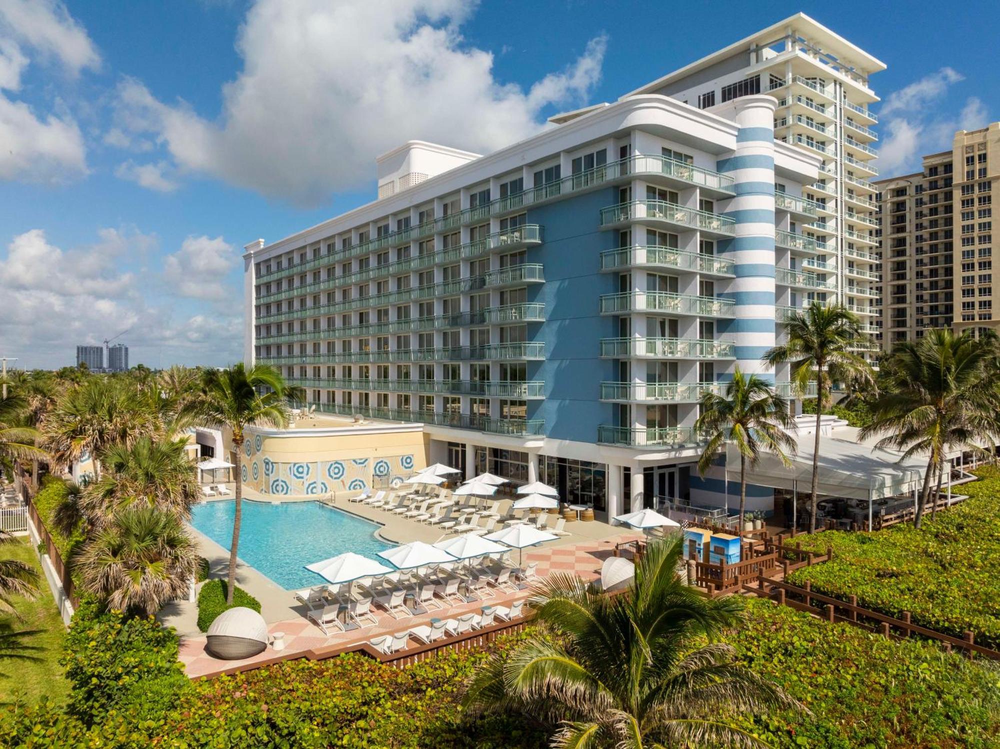The Singer Oceanfront Resort, Curio Collection By Hilton Riviera Beach Luaran gambar